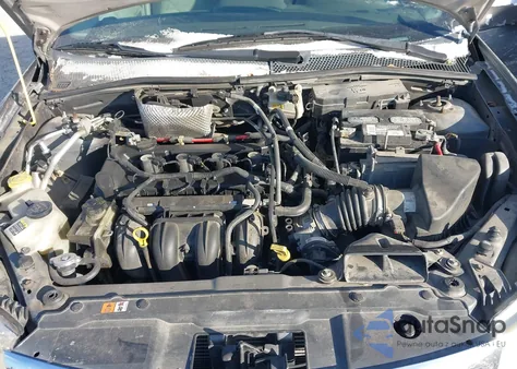 2010 Ford Focus S from USA, damaged, VIN 1FAHP3EN4AW293085